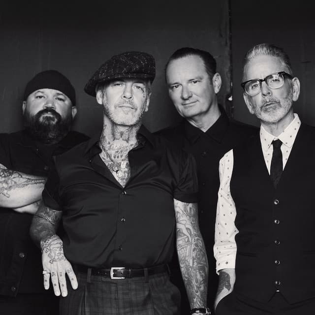 Social Distortion