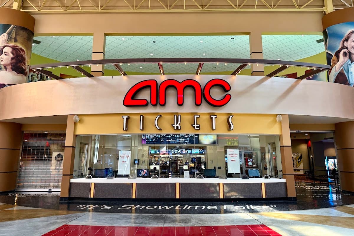 AMC Sugarloaf Mills 18