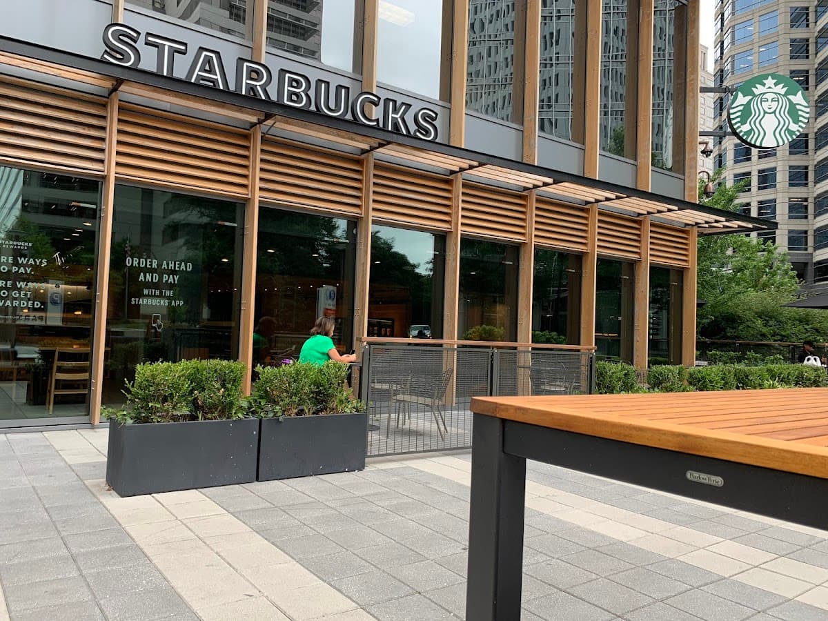 Starbucks Colony Square