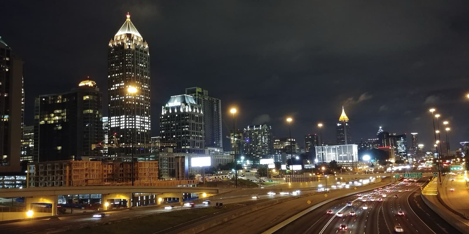 Downtown Atlanta skyline at night